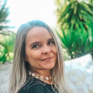 Meet your Posher, Monica